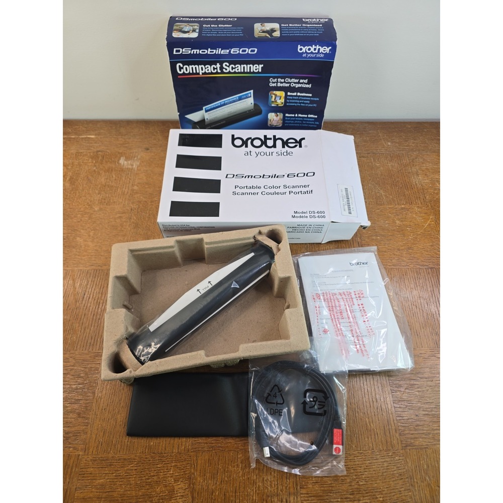 Brother DSmobile 600 DS600 Compact Portable USB Scanner 600dpi 8.5x14in - NEW